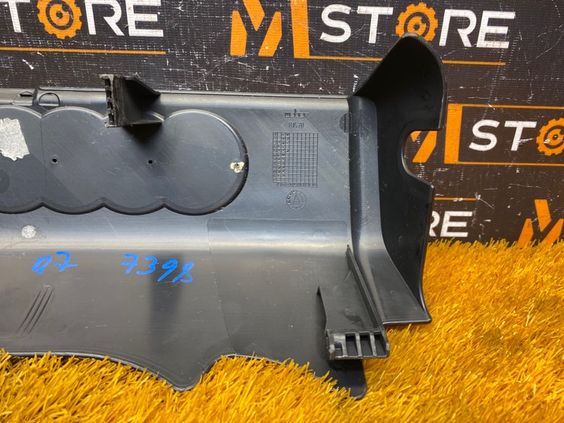 крышка двигателя, 500 рублей, Красноярск