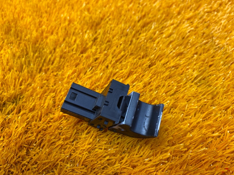 кнопка стеклоподъемника, 230 рублей, Красноярск