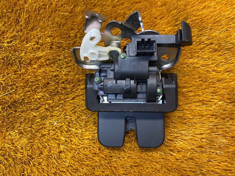 замок багажника, 1000 рублей, Красноярск