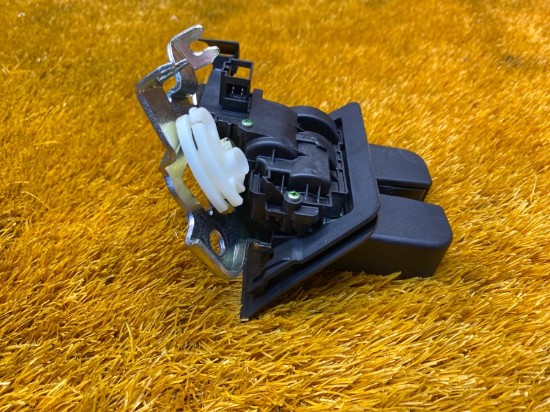 замок багажника, 1000 рублей, Красноярск