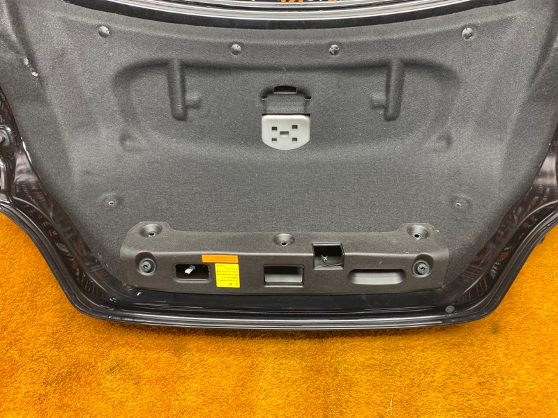 крышка багажника, 15000 рублей, Красноярск