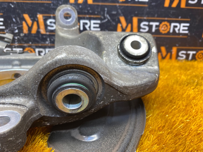 кулак поворотный, 2000 рублей, Красноярск