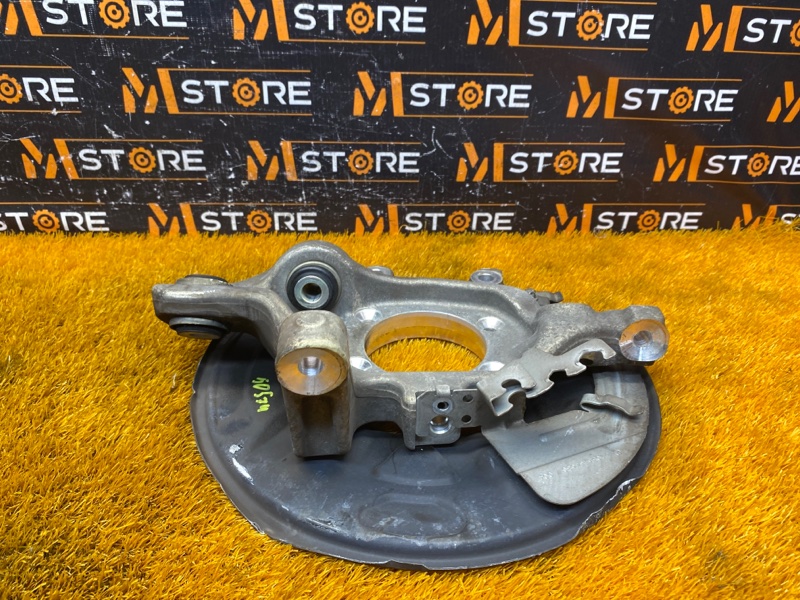 кулак поворотный, 2000 рублей, Красноярск