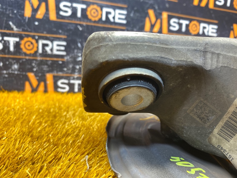 кулак поворотный, 2000 рублей, Красноярск