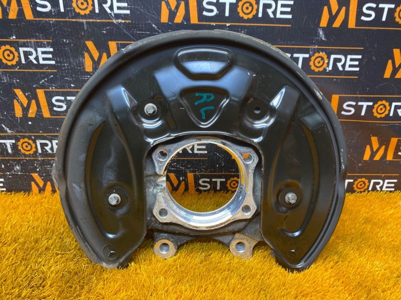 кулак поворотный, 2000 рублей, Красноярск