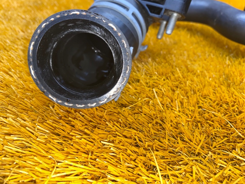 Патрубок системы охлаждения, 1200 рублей, Красноярск