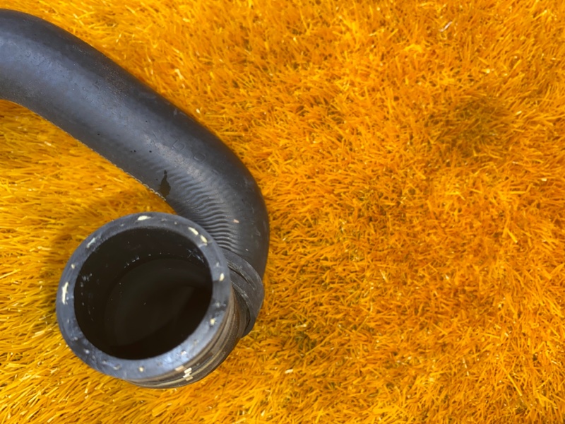 Патрубок системы охлаждения, 1200 рублей, Красноярск