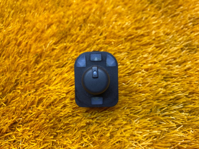 Кнопка регулировки зеркал, 300 рублей, Красноярск