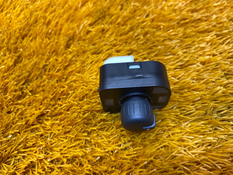 Кнопка регулировки зеркал, 300 рублей, Красноярск