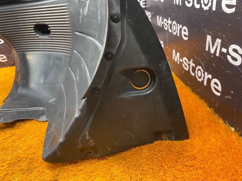 подкрылок, 2500 рублей, Красноярск