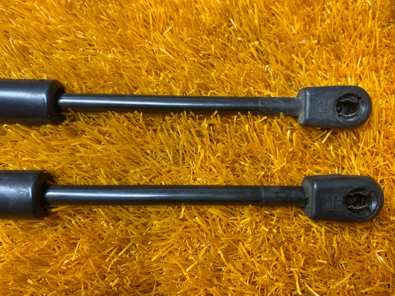 амортизатор капота, 900 рублей, Красноярск