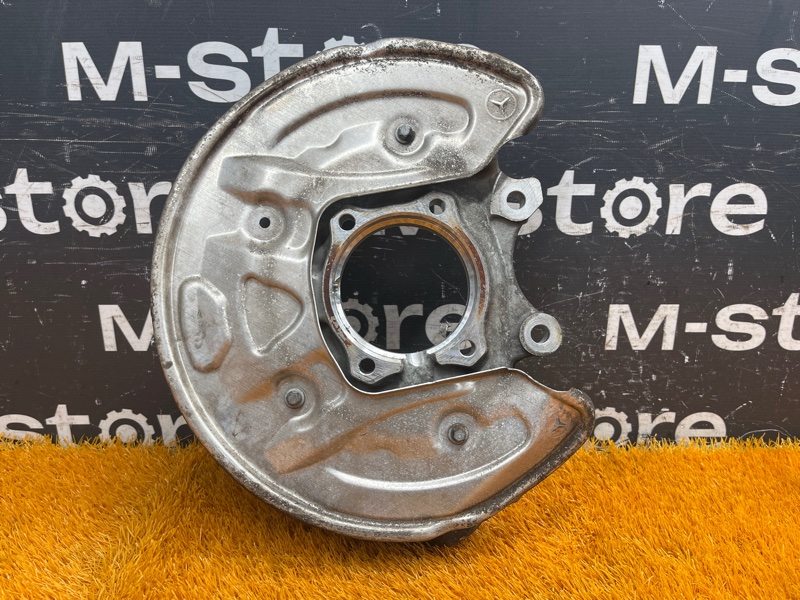 кулак поворотный, 2000 рублей, Красноярск