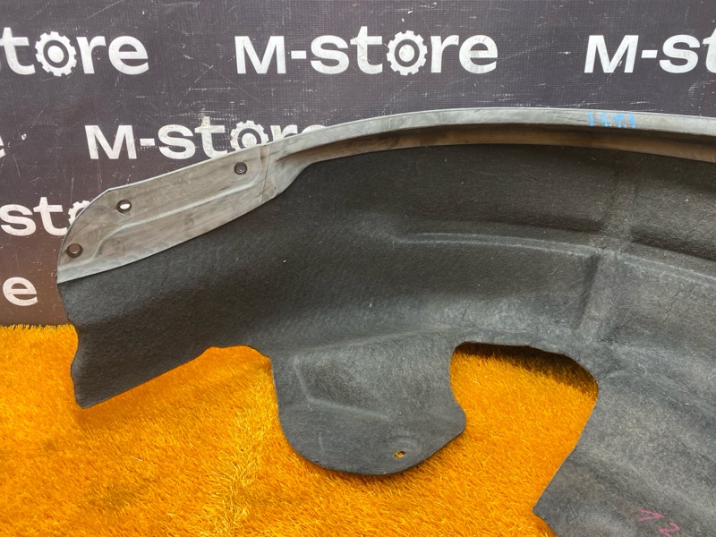 подкрылок, 1500 рублей, Красноярск