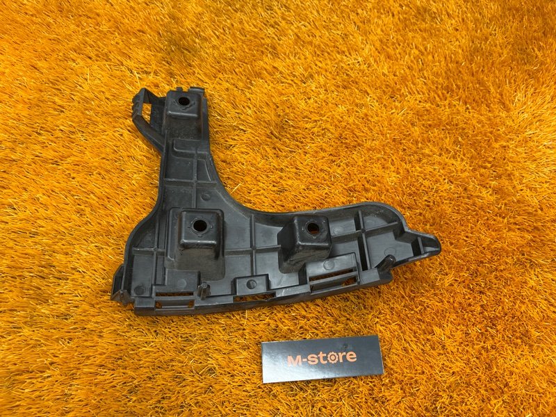 крепление бампера, 500 рублей, Красноярск