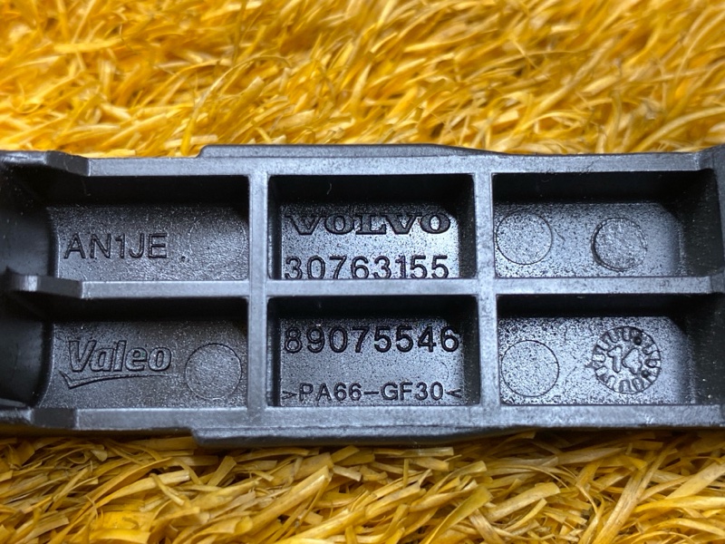 кронштейн фары, 1500 рублей, Красноярск