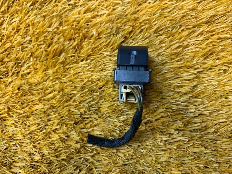 кнопка стеклоподъемника, 200 рублей, Красноярск