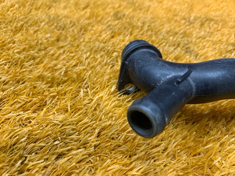 Патрубок системы охлаждения, 700 рублей, Красноярск