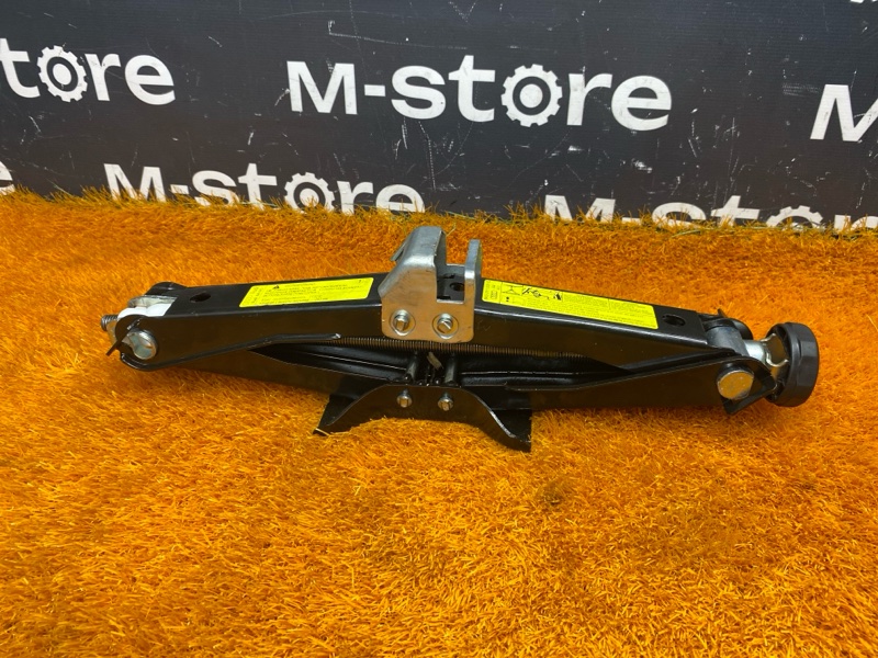 домкрат, 2000 рублей, Красноярск