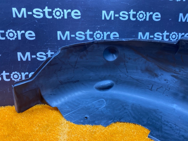 подкрылок, 1500 рублей, Красноярск