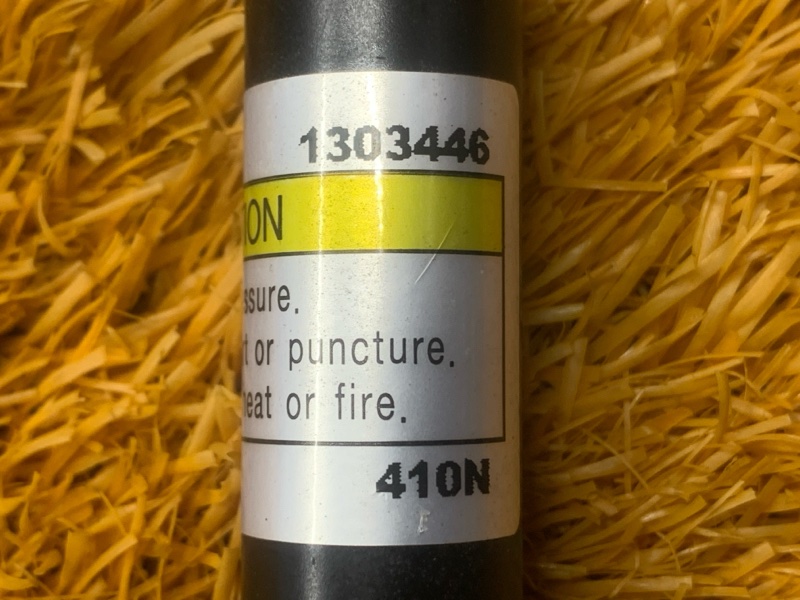 амортизатор капота, 1500 рублей, Красноярск