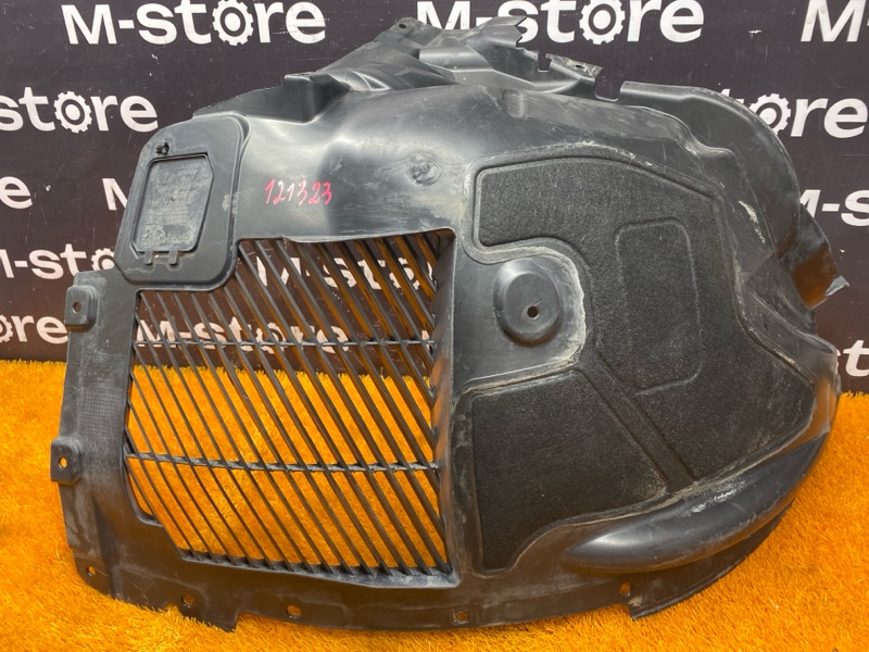 подкрылок, 8000 рублей, Красноярск