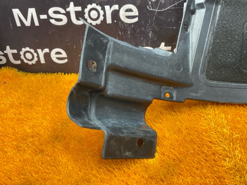 подкрылок, 4000 рублей, Красноярск