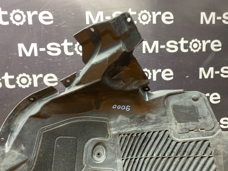 подкрылок, 8000 рублей, Красноярск