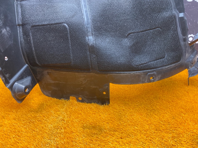 подкрылок, 4000 рублей, Красноярск