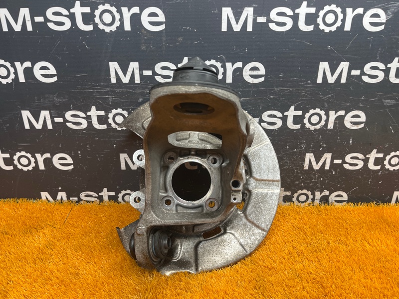 кулак поворотный, 1000 рублей, Красноярск