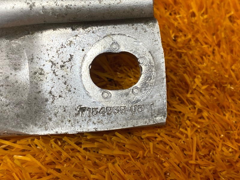 Распорка кузова, 500 рублей, Красноярск