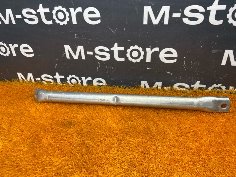 Распорка кузова, 500 рублей, Красноярск