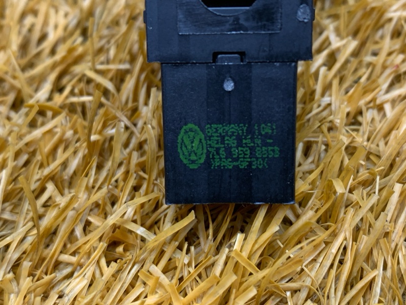 кнопка стеклоподъемника, 500 рублей, Красноярск