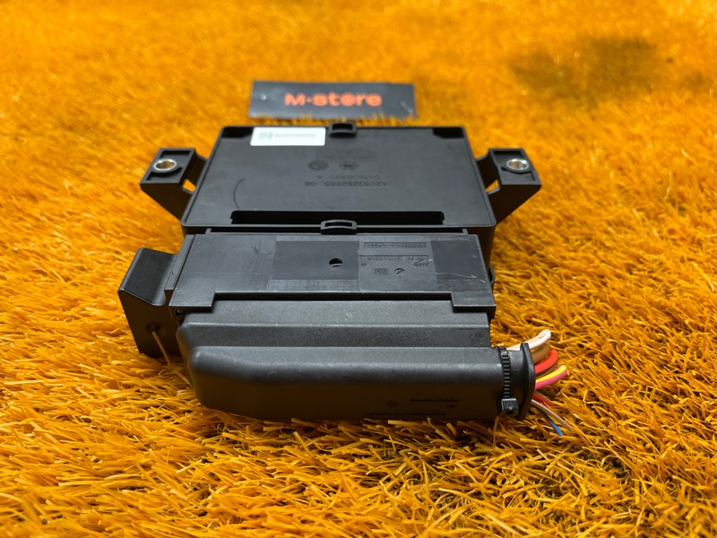 Блок управления стояночным тормозом, 1000 рублей, Красноярск