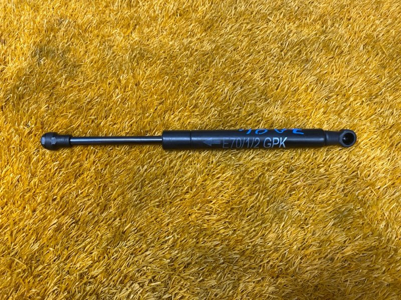 Амортизатор пола багажника, 900 рублей, Красноярск