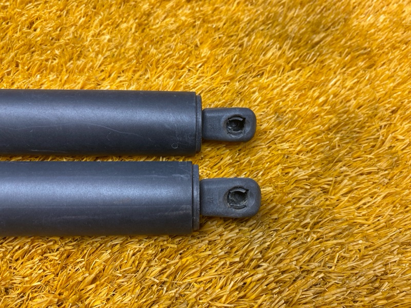 амортизатор багажника, 3000 рублей, Красноярск