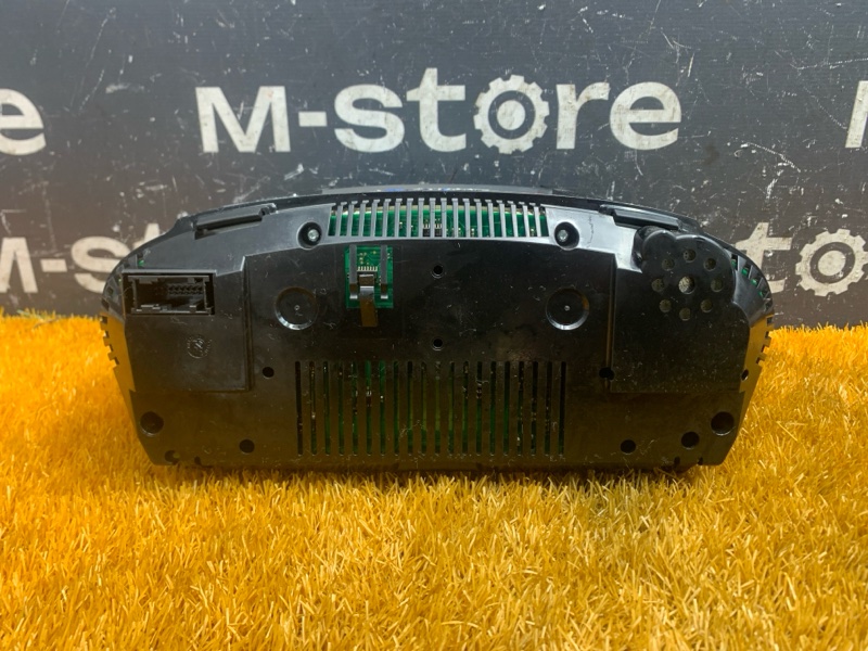 щиток приборов, 2000 рублей, Красноярск