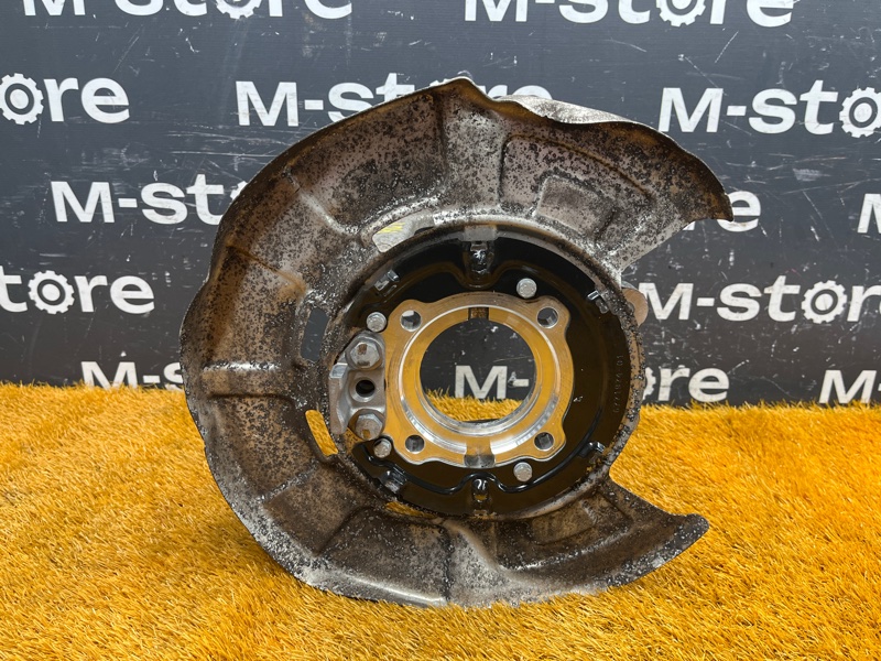 кулак поворотный, 1000 рублей, Красноярск