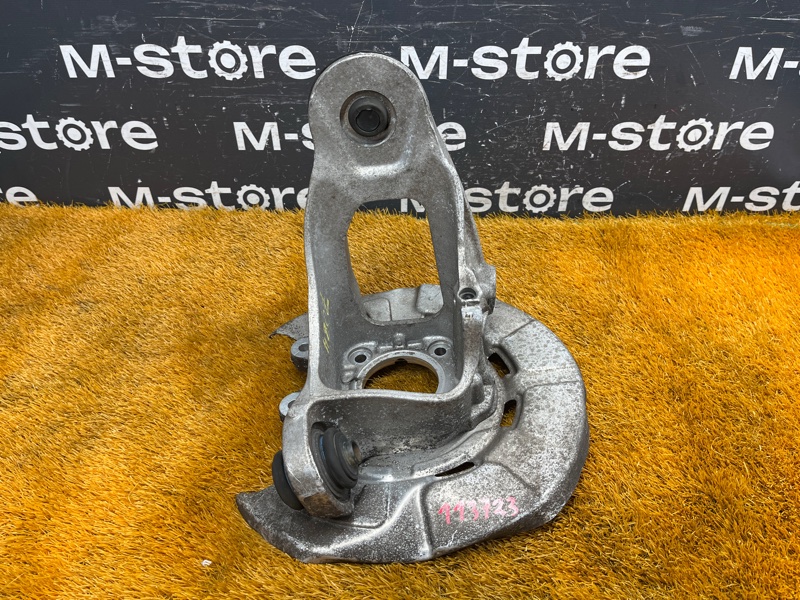 кулак поворотный, 1000 рублей, Красноярск