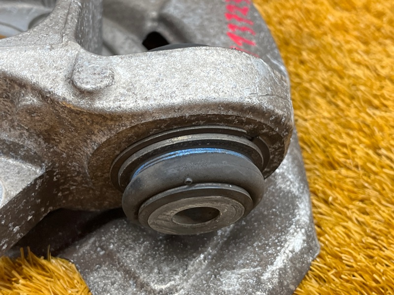 кулак поворотный, 1000 рублей, Красноярск