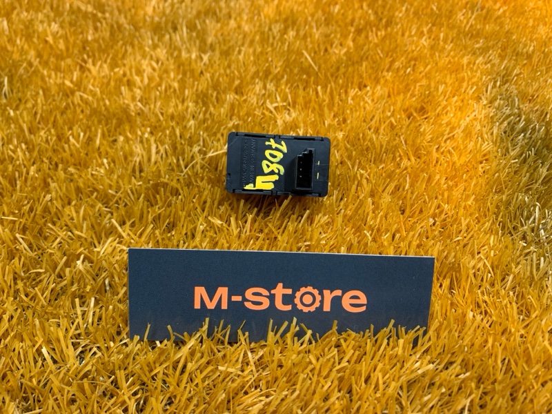 кнопка стеклоподъемника, 500 рублей, Красноярск