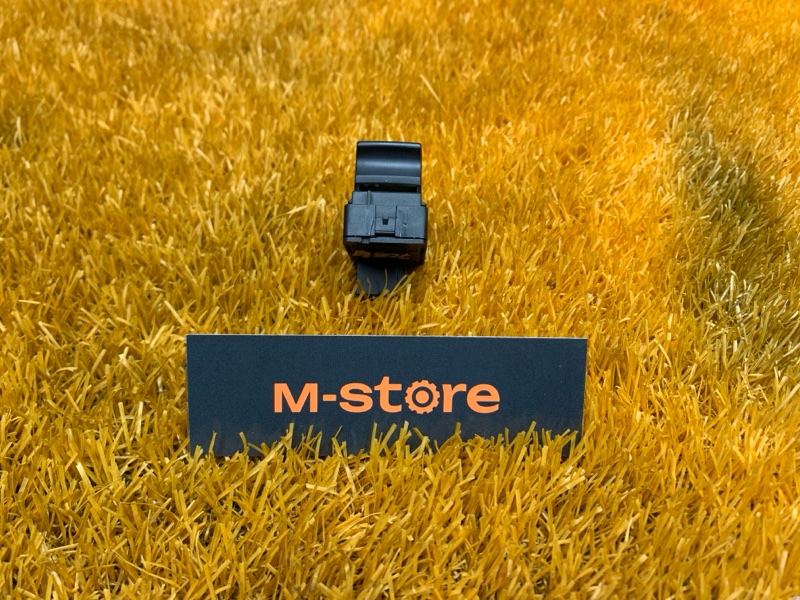 кнопка стеклоподъемника, 500 рублей, Красноярск