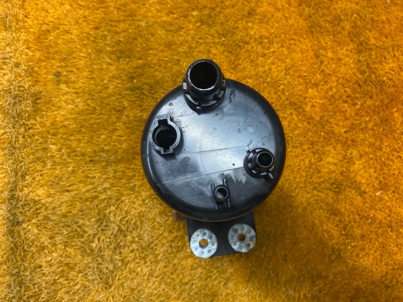 бачок гидроусилителя, 900 рублей, Красноярск