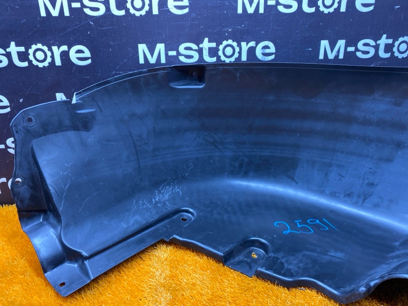 подкрылок, 2000 рублей, Красноярск