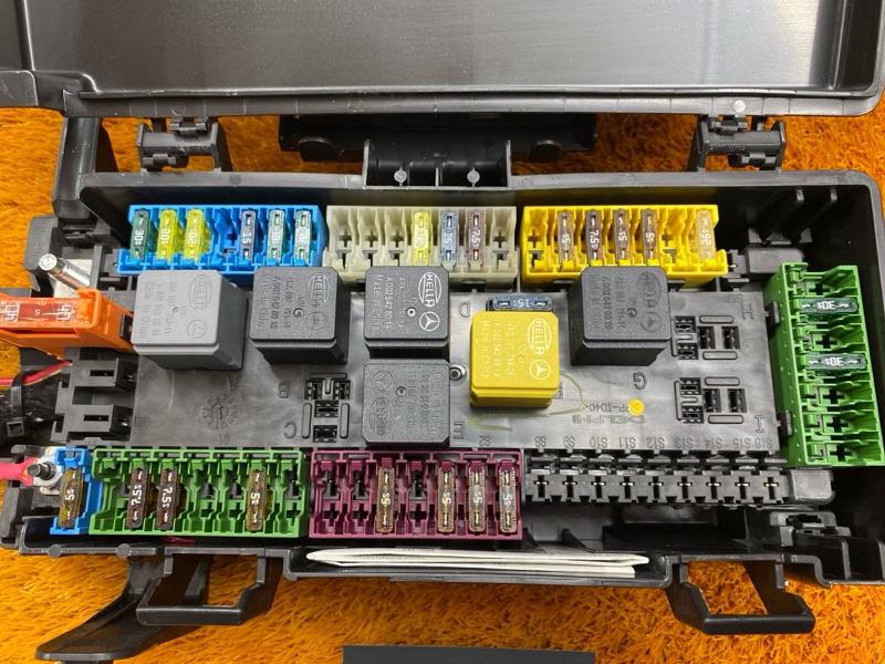 блок предохранителей, 2000 рублей, Красноярск