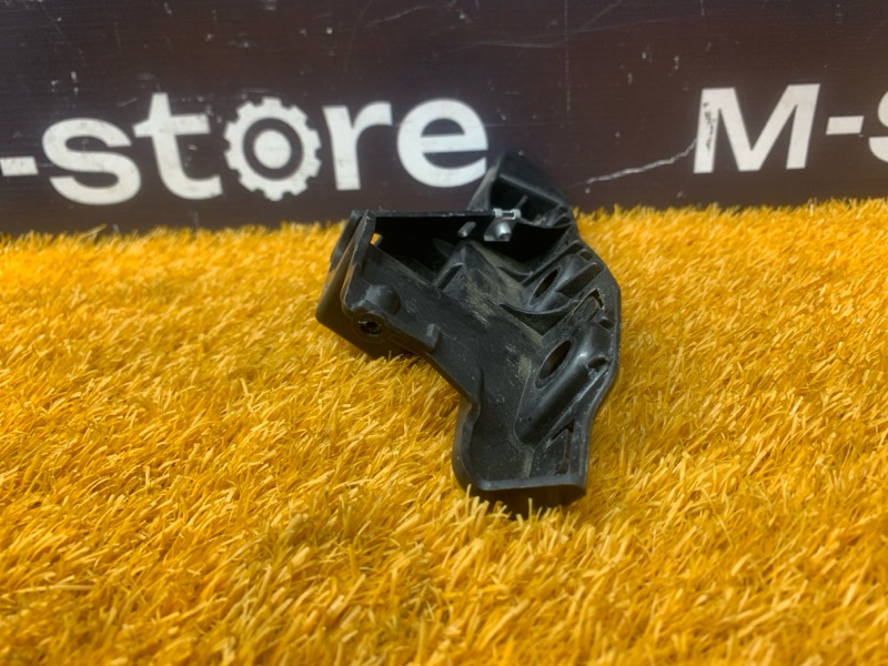 крепление бампера, 3000 рублей, Красноярск