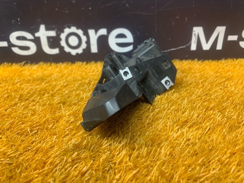 крепление бампера, 3000 рублей, Красноярск