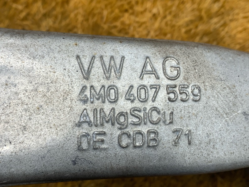 кулак поворотный, 25000 рублей, Красноярск