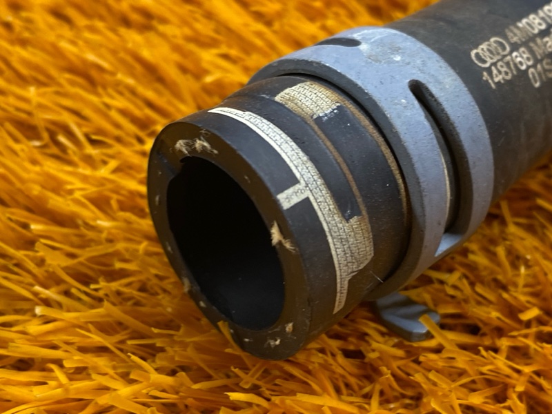 Патрубок системы охлаждения, 1000 рублей, Красноярск