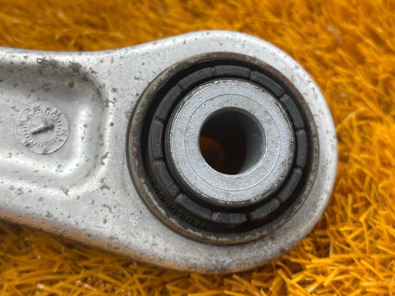 Рычаг подвески верхний, 1000 рублей, Красноярск