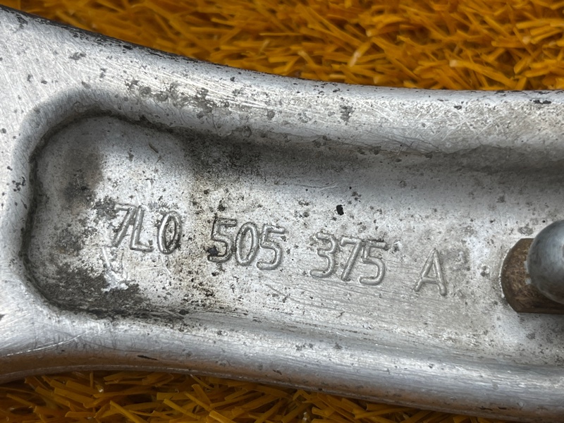 Рычаг подвески верхний, 1000 рублей, Красноярск